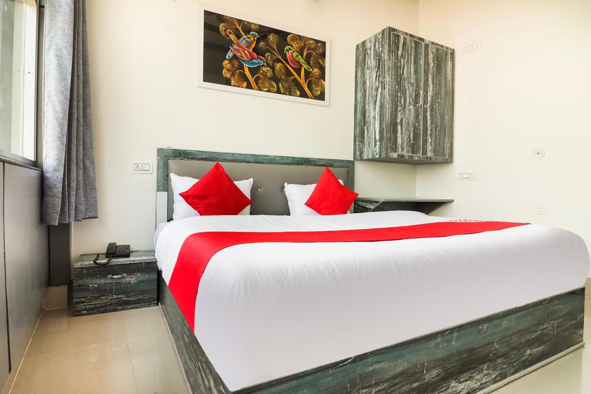 Hotel O Sheela Rohtak Екстериор снимка