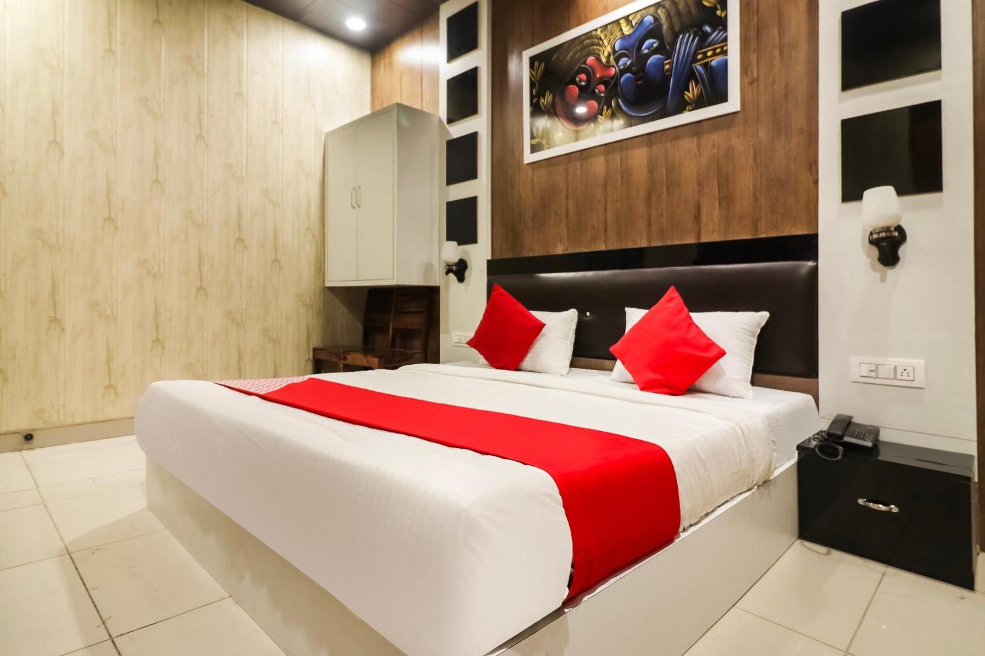 Hotel O Sheela Rohtak Екстериор снимка